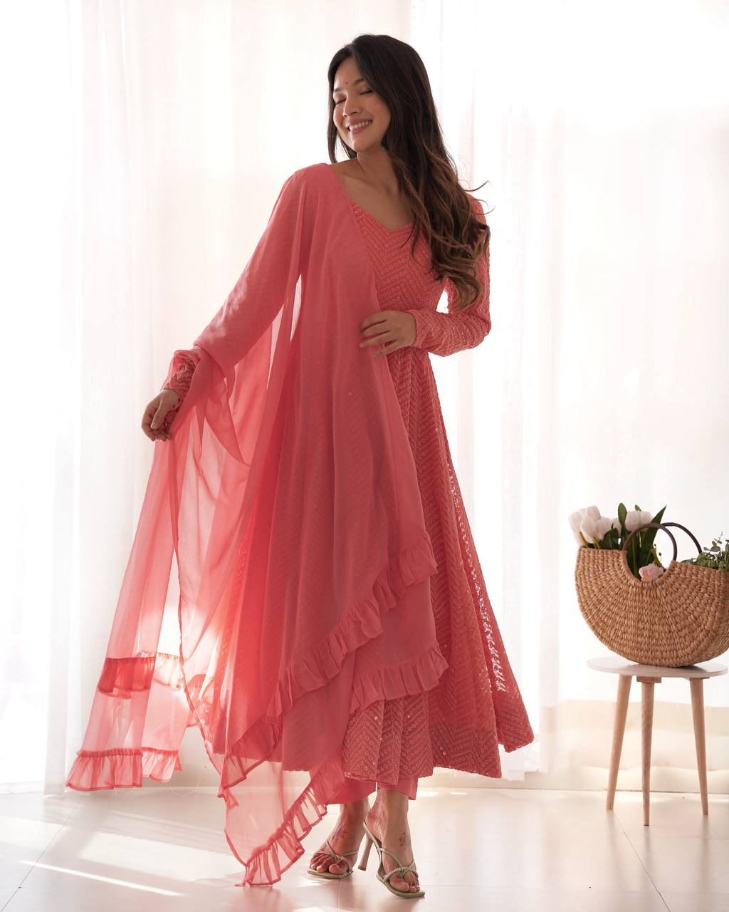 Rang-e-Gulnaar Lucknowi Anarkali Set