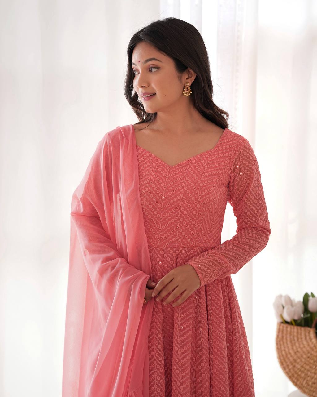 Rang-e-Gulnaar Lucknowi Anarkali Set