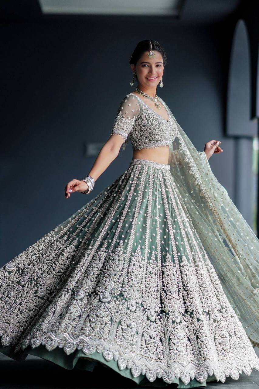 New Weddingwear Dori And Zari Work Lehengha Choli