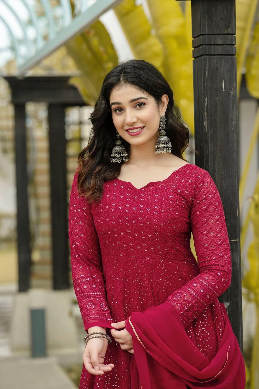 Classic Maroon Anarkali Suit Set with Intricate Kali-Cut Design