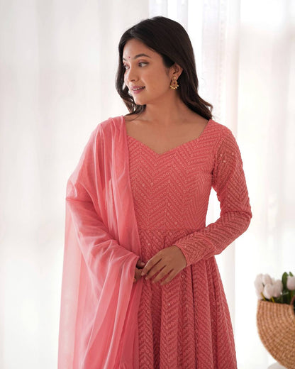 Rang-e-Gulnaar Lucknowi Anarkali Set