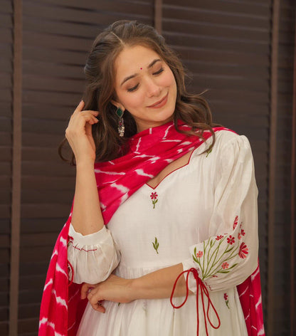 Charm of Charisma: A Modern Take on Classic Anarkali