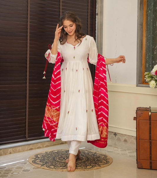 Charm of Charisma: A Modern Take on Classic Anarkali