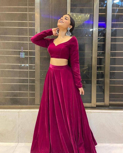 MAHRRON CROP TOP VELVET LEHENGHA
